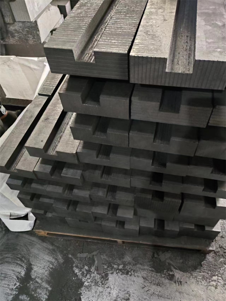 石墨炉头,石墨流水槽,石墨模具,石墨制品 正运碳素 低消耗率抗氧化