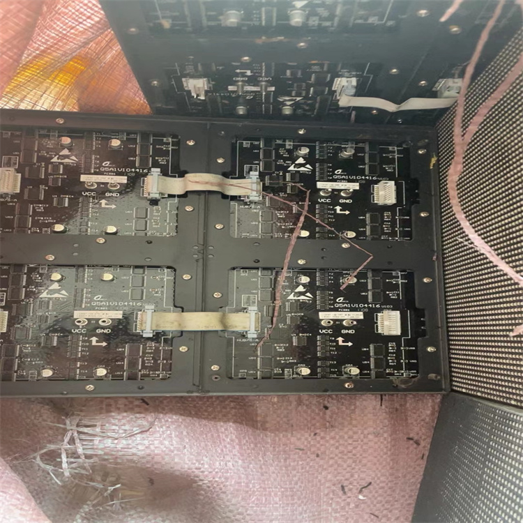 宏丰源电子高价回收闲置投影仪 舞台灯 LED显示屏急速响应全天在线