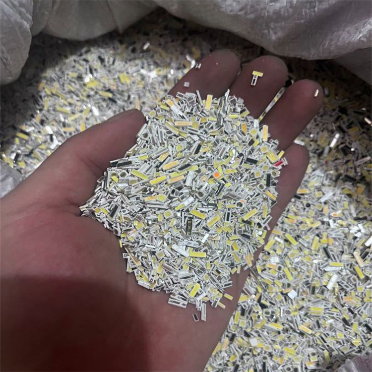 宏丰源再生资源常年高价回收LED灯珠