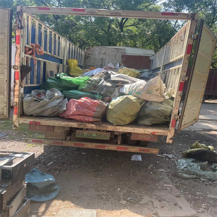 珠三角地区专业上门回收LED户外广告显示屏专业拆卸现金付款