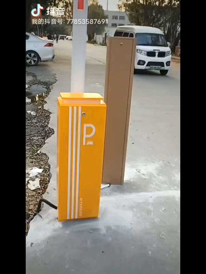 小区学校工厂车牌识别道闸车牌一体机停车场收费系统路障挡车器