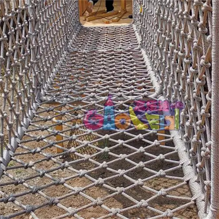 攀爬网 厂家报价