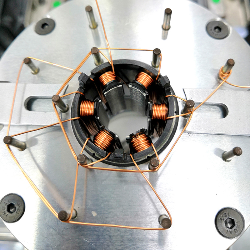 鑫佰旺 定子绕线机  四工位分块式绕线机 四工位飞叉绕线机