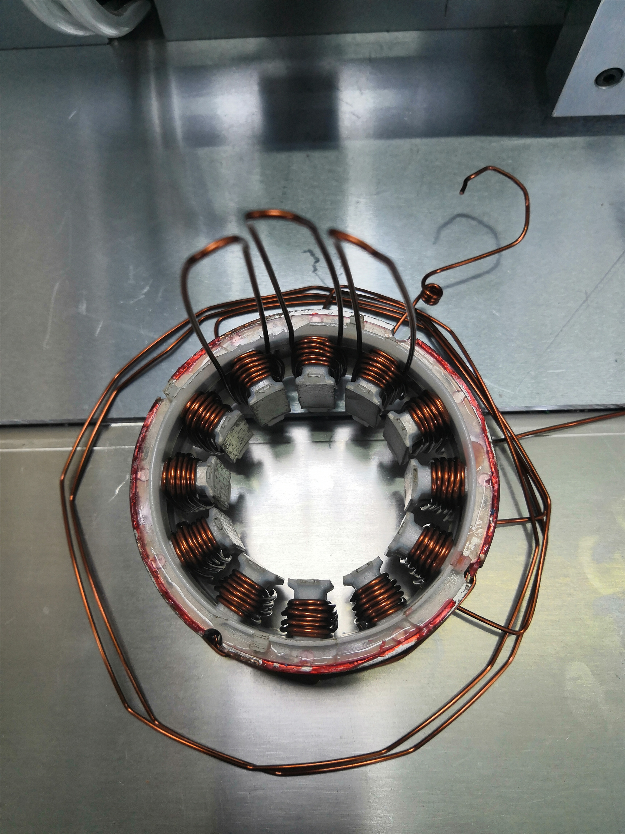 鑫佰旺 无刷风扇绕线机 六工位飞叉绕线机