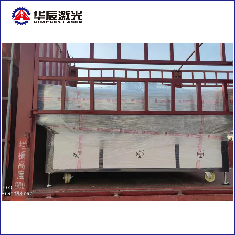 自动送料双头激光切割机 应用沙发布料切割