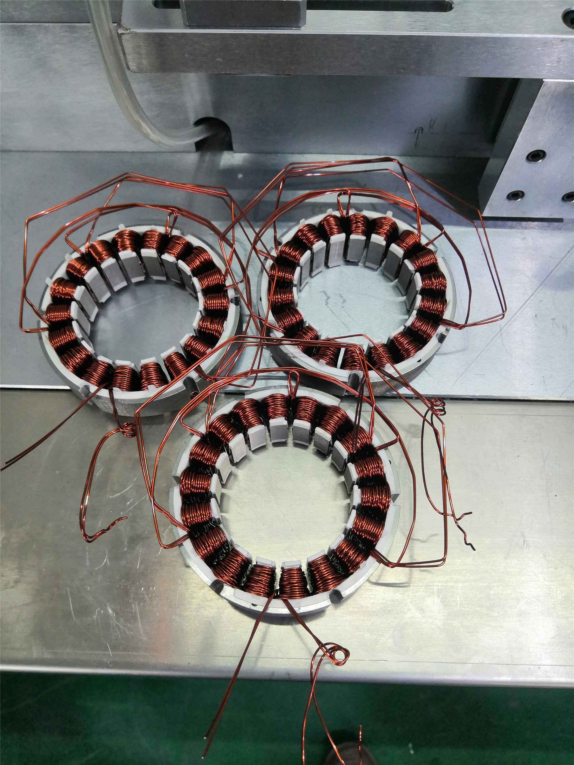 鑫佰旺 六工位内绕式绕线机 六工位飞叉绕线机