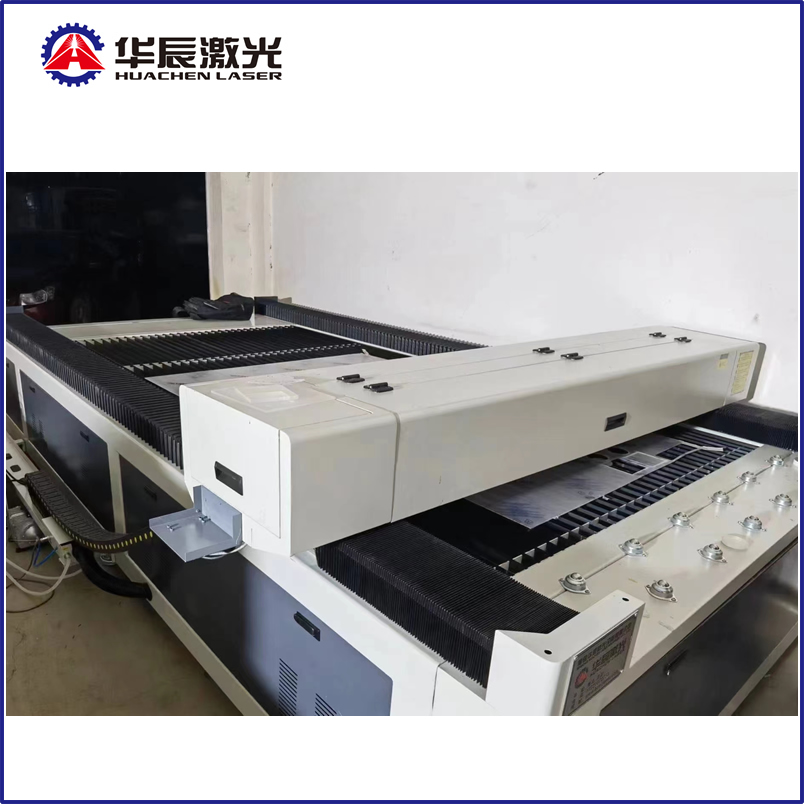 布料 皮料 玩具面料激光裁床